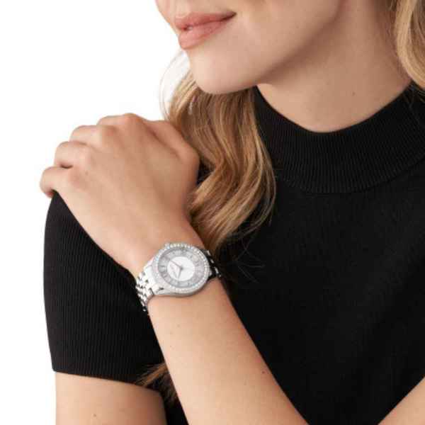 Kobiecy zegarek na r%c4%99ce marki michael kors mk4708 harlowe srebrny okr%c4%85g%c5%82y zegarek na bransolecie ze stali srebrna tarcza z diamencikami klasyczny zegarek dla kobiet zegarek z diamencikami michaela